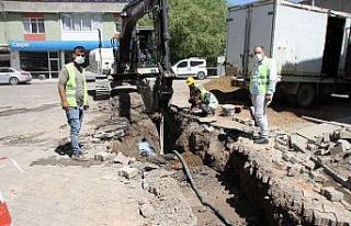 Malazgirt’te kanalizasyon çalışmaları devam...