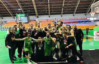 Mamak Belediyesi Basketbol Takımı yarı finalde