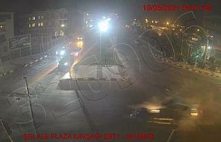 Manisa’da iki otomobil çarpıştı: 1 ölü