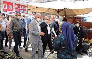 Mardin Valisi Demirtaş, pazar yerlerinde incelemelerde...