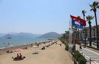Marmaris Belediyesinin ikinci plajı da mavi bayrak...