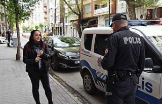 Maske takmak istemedi, polisle tartıştı