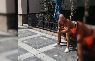 Maskesiz İngiliz turist polise hakaretten gözaltına...