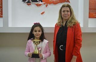 Matematikte 4 dünya birinciliği Elif Zeynep’ten