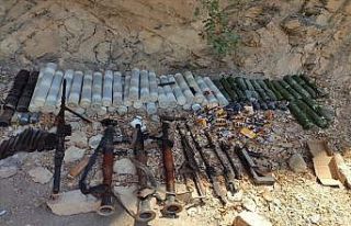 Mehmetçik, Pençe operasyonları ile terör örgütü...