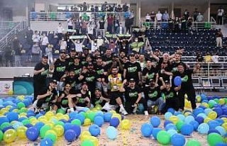 Merkezefendi Basket’te şampiyonluğu inanç getirdi