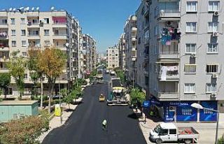Mersin’in en işlek caddelerinde yenileme çalışması...