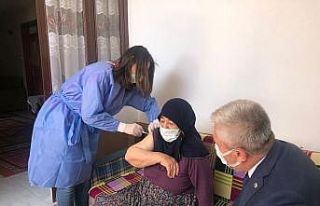 Mevsimlik tarım işçilerine koronavirüs aşısı