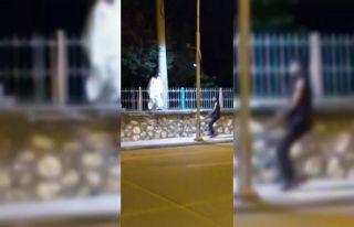 Mezarlıkta ’beyaz çarşaf’ şakası