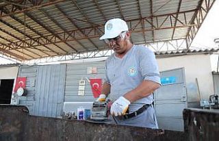 Mezitli’de çöp konteynerlerine modifiyeli sistem