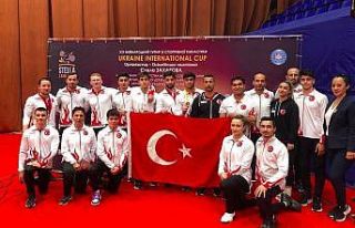 Milli cimnastikçi Mert Efe Kılıçer’den Ukrayna’da...