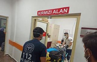 Minibüs ile motosiklet çarpıştı: 1 Yaralı