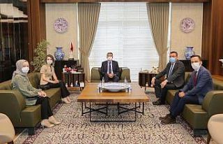 Müdür İsmail Sayar: "SGK, dünyaya örnek...