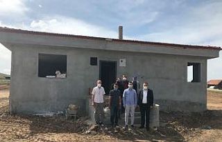 Murathanlar Köyü’nde imam evi ve köy mezarlığı...