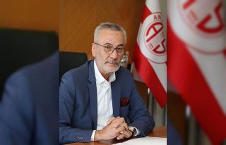 Mustafa Yılmaz, kendisine verilen cezaya tepki göstererek...