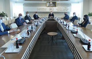 Nevşehir heyeti Ulaştırma ve Altyapı Bakanı Karaismailoğlu...