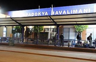 Nevşehir-İstanbul uçağı iptal edildi, yolcular...