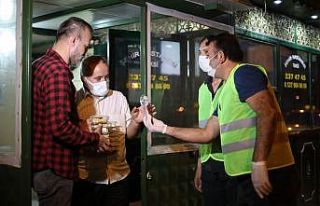 Odunpazarı Belediyesinden gece mesaisinde olan çalışanlara...