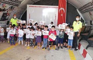 Öğrenciler yaşam tüneline girdi