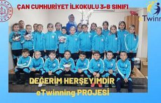 Öğrencilerden ‘Değerim her şeyimdir’ projesi