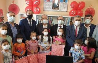 Öğrencilerin kütüphane mutluluğu