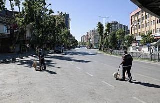 Onlar evde kalanlar için mesaide