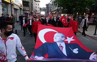 Ordu’da fener alaylı 19 Mayıs kutlamaları