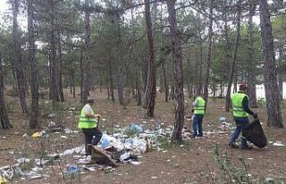 ‘‘Ormanlar sizin çöplüğünüz değil’’