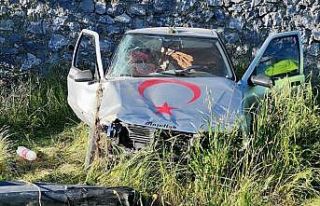 Otomobil 6 metre yükseklikten araziye uçtu: 1 yaralı