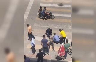 Otomobil ile çarpışan motosikletin sürücüsü...