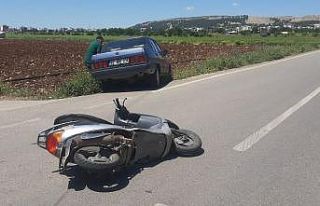 Otomobil motosiklete çarptı: 1 yaralı