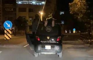 Otomobil üstündeki tehlikeli yolculuğa bin 875...