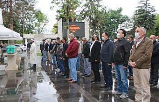 Otomobilin çarpması sonucu hayatını kaybeden öğretmen...