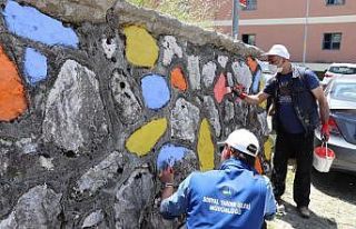 Oyun sokağında renk cümbüşü