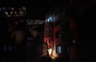 Özalp ilçesinde çatı yangını