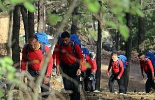 (ÖZEL) Arama kurtarma ekipleri Ukraynalı kayıp...