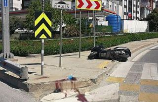 (Özel) Bostancı’da kasksız motosiklet sürücüsü...