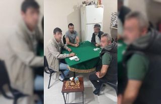 (Özel) Hamburgerci dükkanında okey masasına baskın...