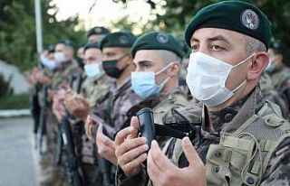 Özel Harekât polisleri dualar eşliğinde ‘Fırat...