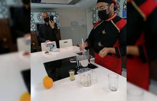 Özel öğrencilerden gilaborulu bayram şekeri