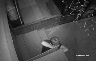 (Özel) Üsküdar’da kısıtlama saatinde ‘1 paket...