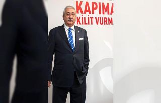 Palandöken: “Pazartesi tüm işletmeler açılmalı”