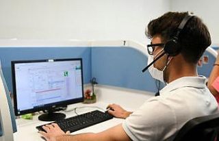 Pandemi destek ekipleri Esenyurtluların taleplerini...