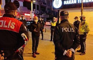 Polis ekipleri şehirde 100’e yakın noktada denetimlerini...