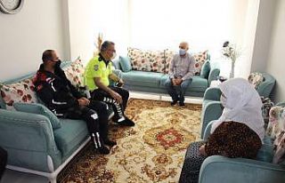 Polis ve jandarmadan anlamlı ziyaret