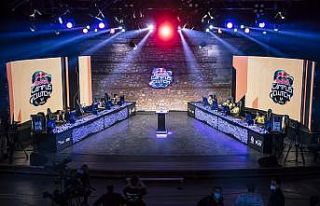 Red Bull Campus Clutch’ta kazanan ’Bedel Ödeyenler’