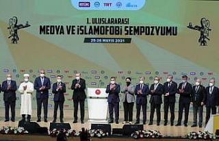 Rektör Uzun, 1. Uluslararası Medya ve İslamofobi...