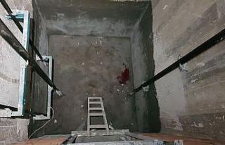 Saklambaç oynarken asansör boşluğuna düşen çocuk...