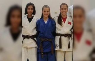 Salihlili 3 judocuya milli görev