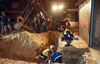 Savran’dan gece mesaisindeki çalışanlara tatlı...